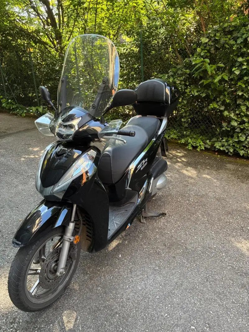 Honda SH 300 i ABS (2016 - 20) (3)