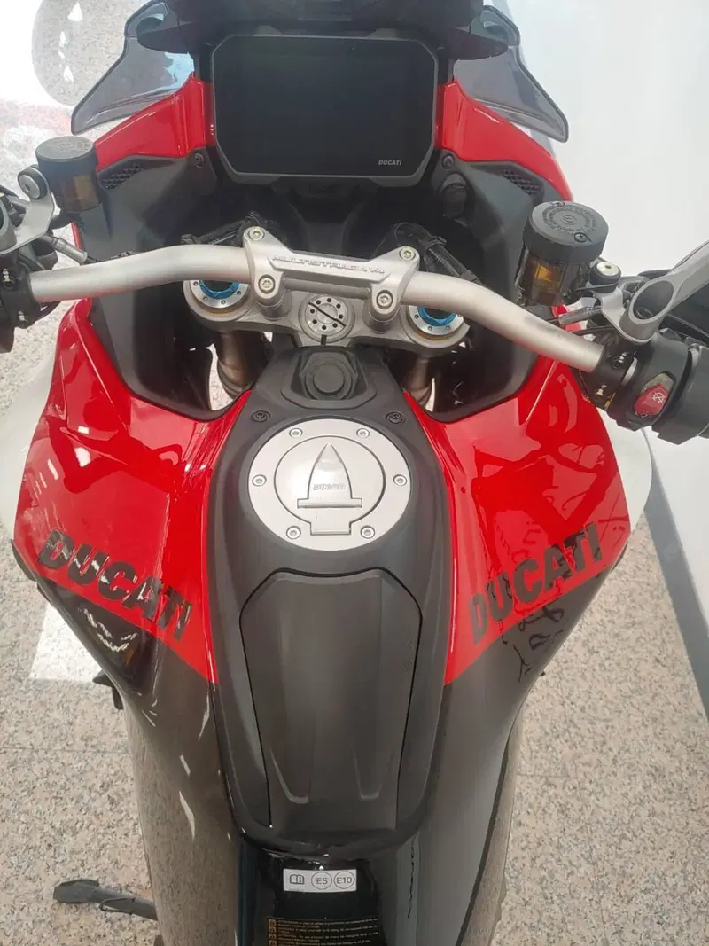 Ducati Multistrada V4 Pikes Peak (2021 - 24) (10)