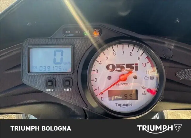 Triumph Speed Triple 1000 (1999 - 02) (4)