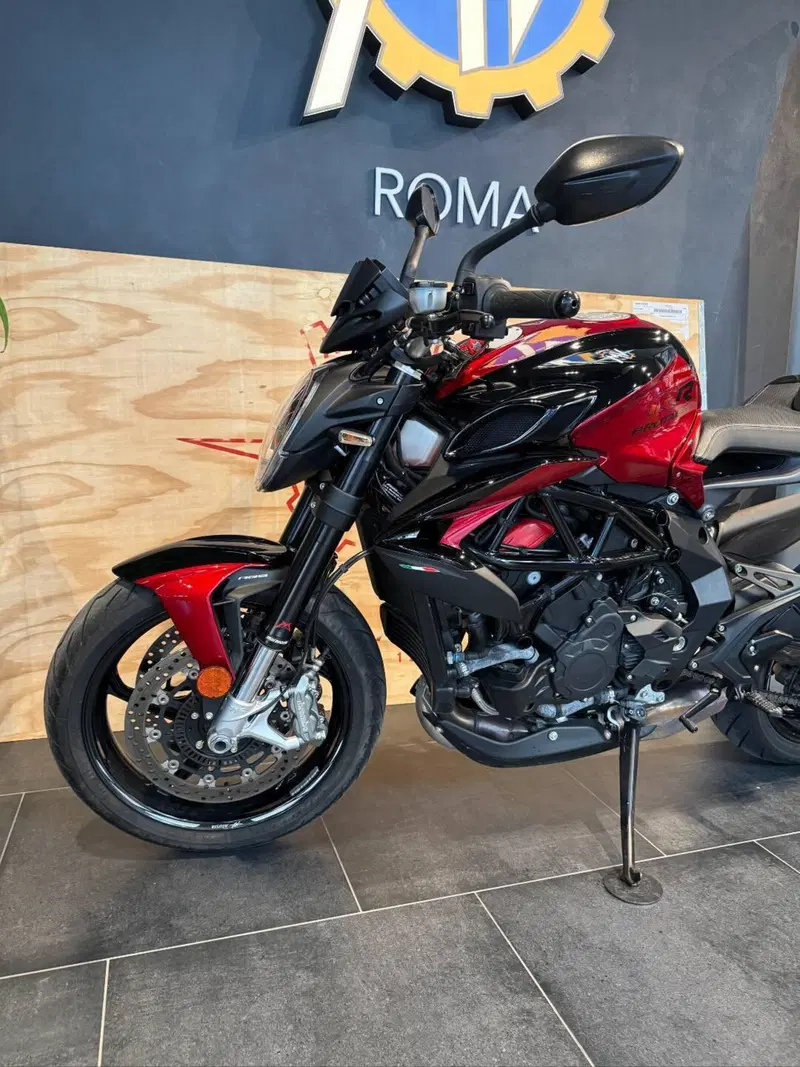 MV Agusta Brutale 800 RR (2021 - 25) (3)