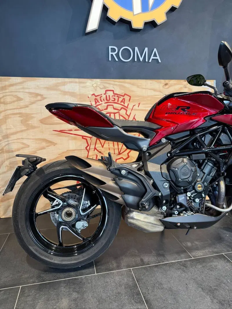 MV Agusta Brutale 800 RR (2021 - 25) (6)