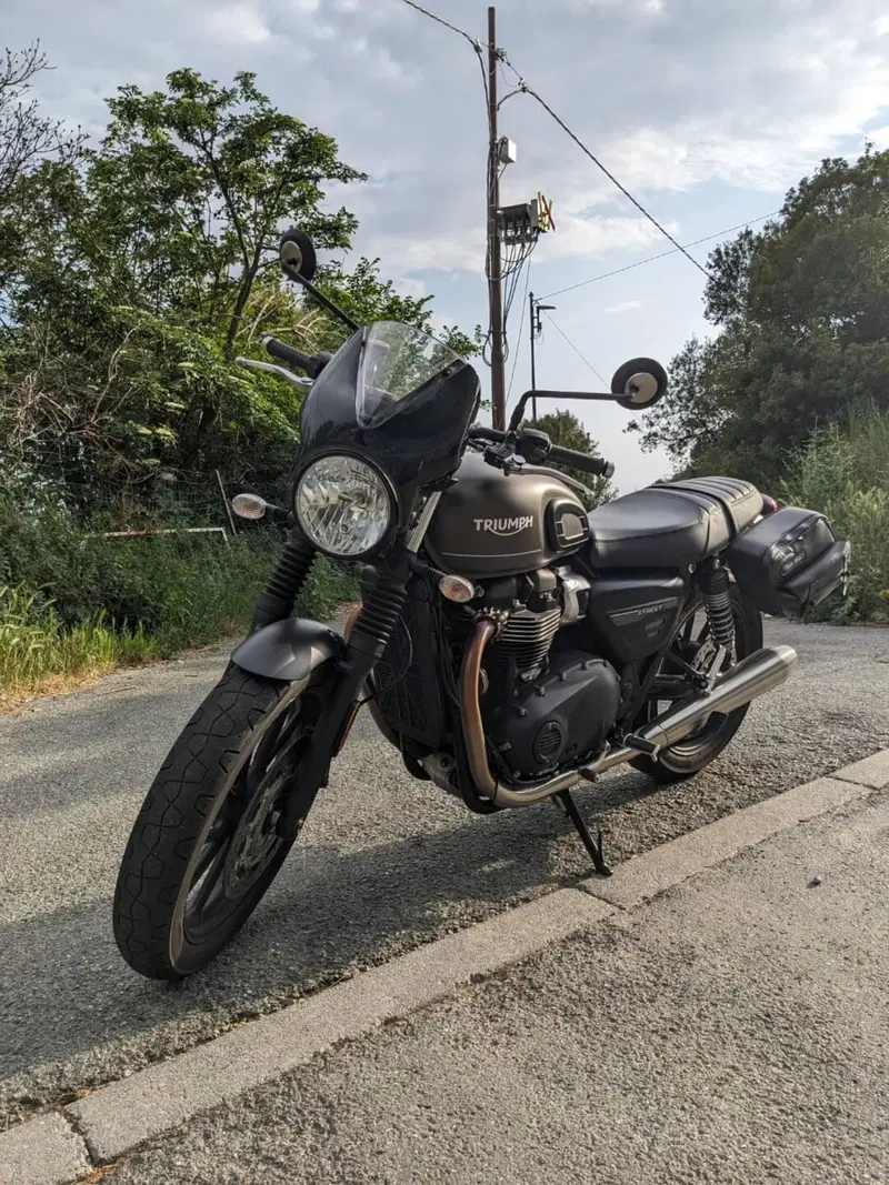 Triumph Street Twin 900 (2021 - 22) (7)