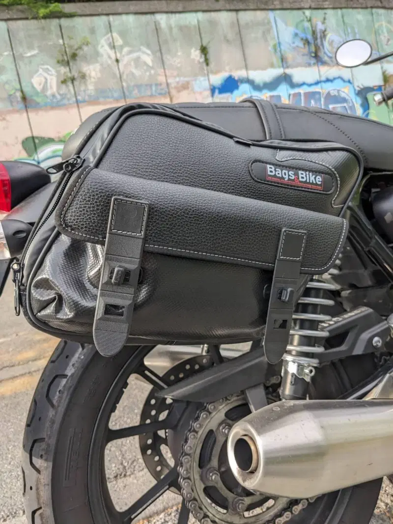 Triumph Street Twin 900 (2021 - 22) (10)