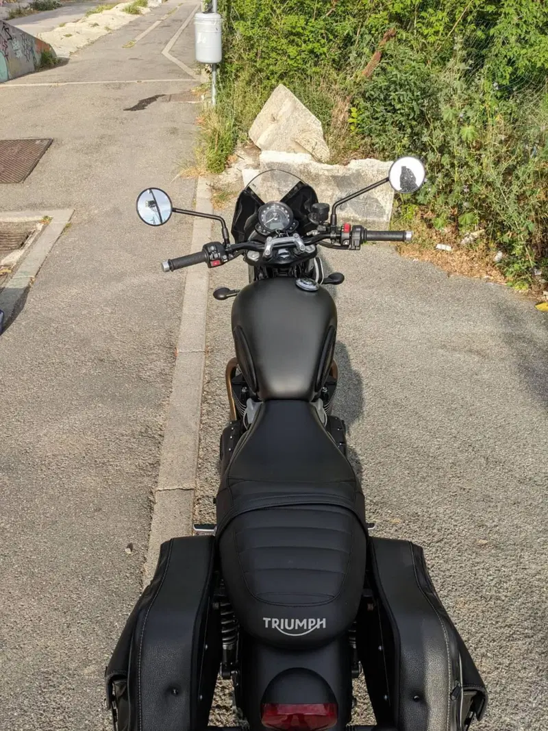 Triumph Street Twin 900 (2021 - 22) (12)