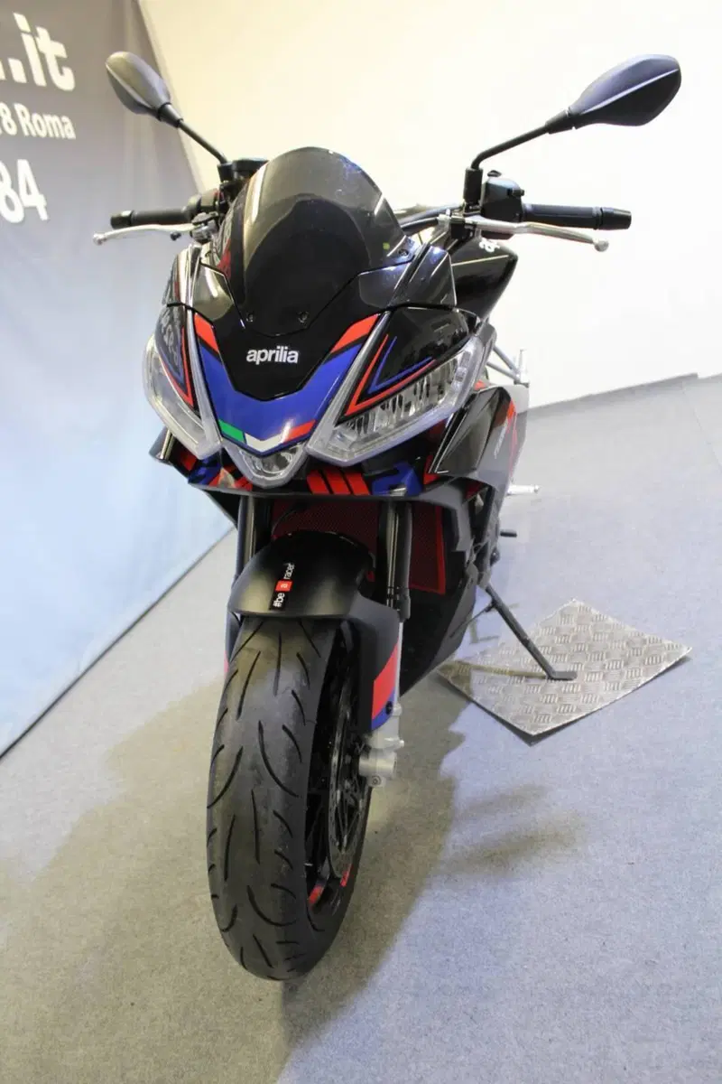 Aprilia Tuono 660 Factory (2022 - 24) (14)