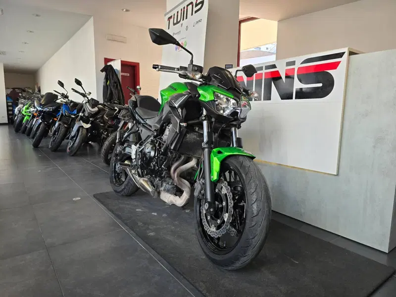 Kawasaki Z 650 (2021 - 24) (2)