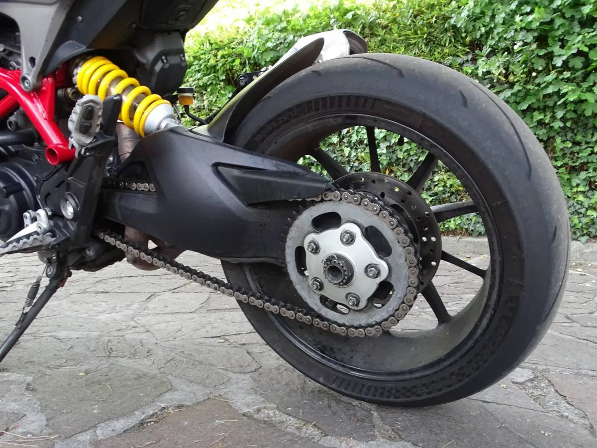 Ducati Hypermotard 821 (2013 - 15) (10)