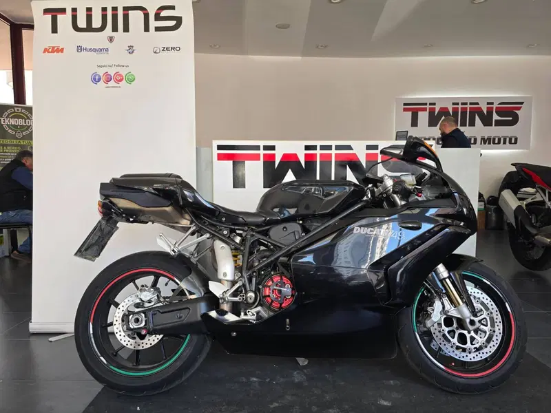 Ducati 749 S (2004 - 07)