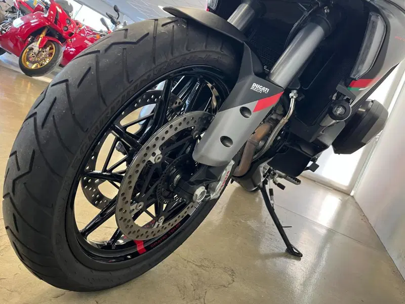 Ducati Multistrada V4 S Grand Tour (2024) (3)