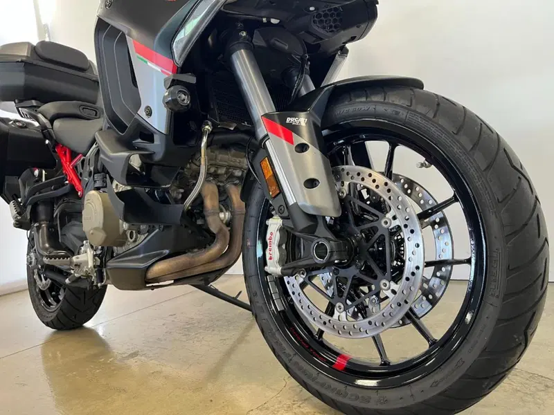 Ducati Multistrada V4 S Grand Tour (2024) (4)