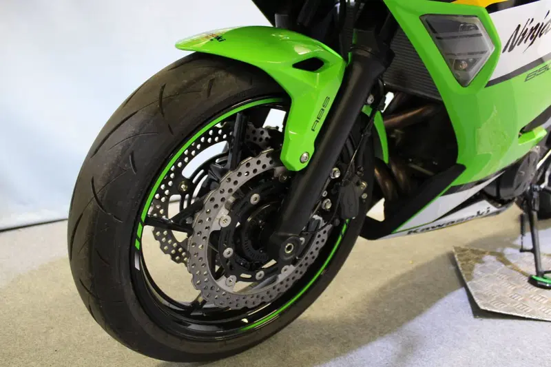 Kawasaki Ninja 650 (2025 - 26) (14)