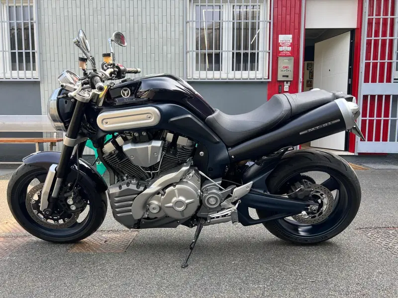 Yamaha MT-01 (2005- 11) (2)