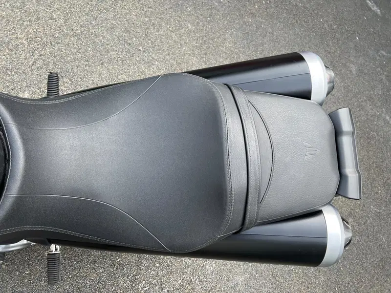 Yamaha MT-01 (2005- 11) (4)