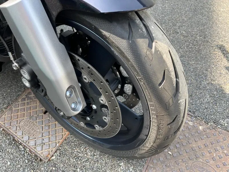 Yamaha MT-01 (2005- 11) (9)