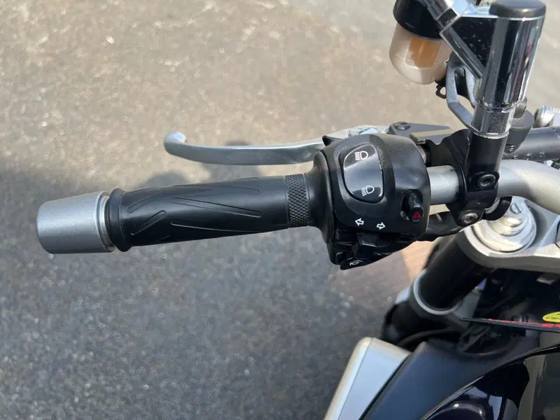 Yamaha MT-01 (2005- 11) (11)