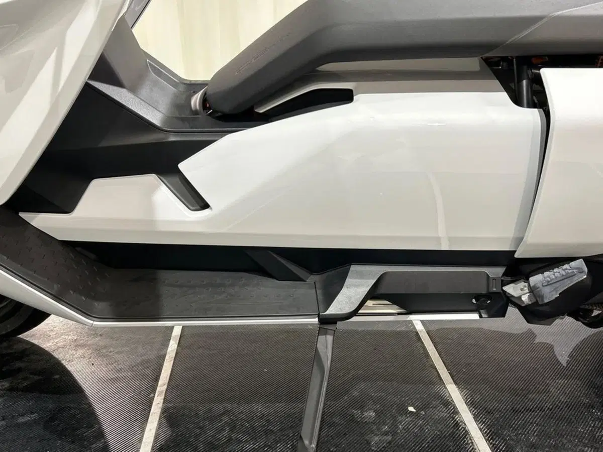 Bmw CE 04 (2021 - 25) (12)