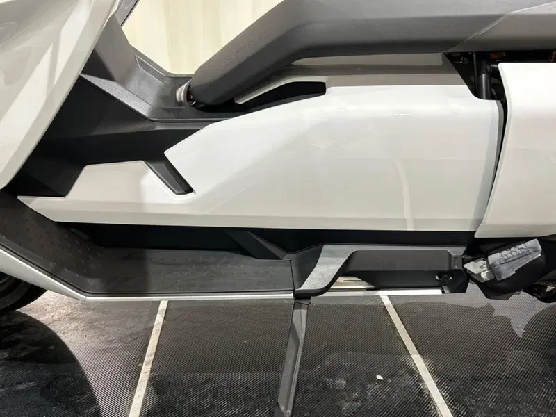 Bmw CE 04 (2021 - 25) (12)