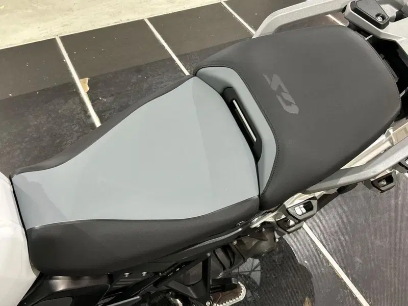 Bmw R 1300 GS Adventure Trophy (2025 - 26) (11)