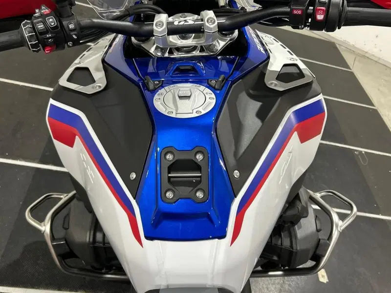 Bmw R 1300 GS Adventure Trophy (2025 - 26) (9)