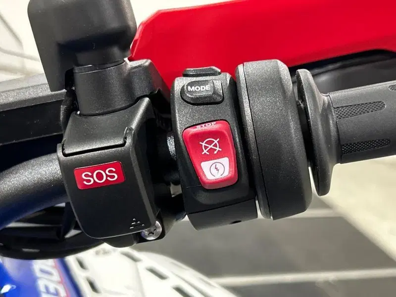 Bmw R 1300 GS Adventure ASA (2025 - 26) (8)