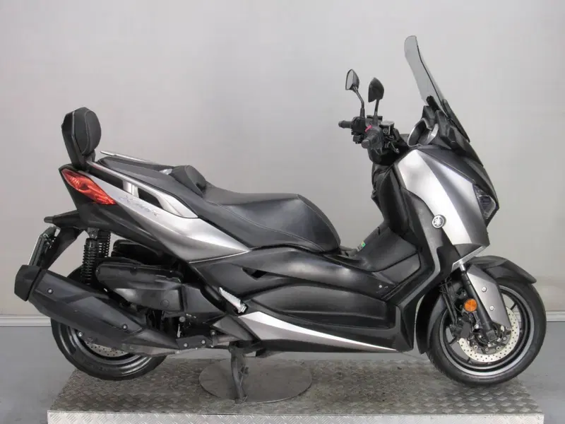 Yamaha X-Max 400 ABS (2017 - 20) (2)
