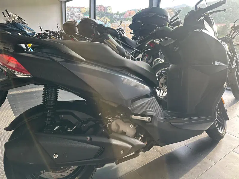 Sym Joyride 300 (2022 - 24) (5)