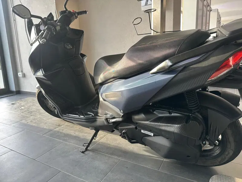 Sym Joyride 300 (2022 - 24) (9)