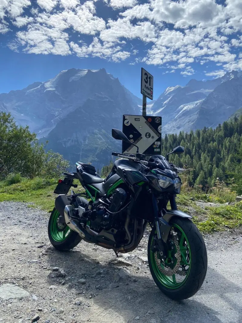 Kawasaki Z 900 50th Anniversary (2022 - 23) (2)