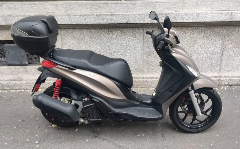 Piaggio Medley 150 S ABS (2021 - 25) (5)