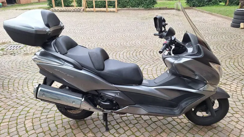 Honda SW-T 400 ABS (2008 - 16) (3)