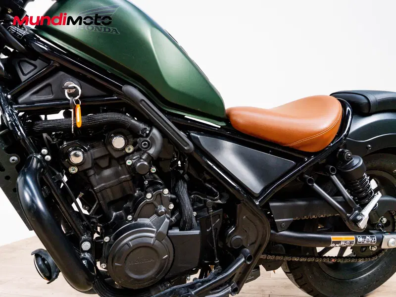 Honda CMX 500 Rebel + Special Edition (2025 - 26) (9)