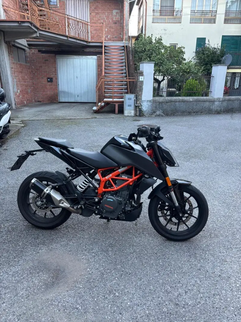 KTM 390 Duke (2021 - 23) (2)