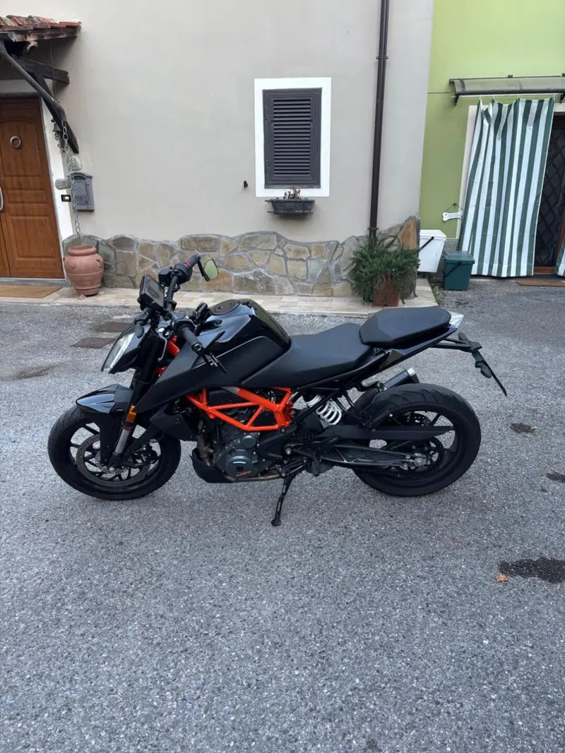 KTM 390 Duke (2021 - 23) (3)