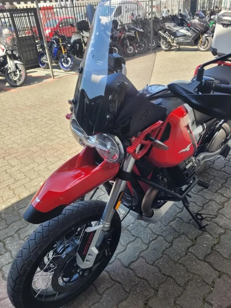 Moto Guzzi V85 TT (2021 - 23) (6)