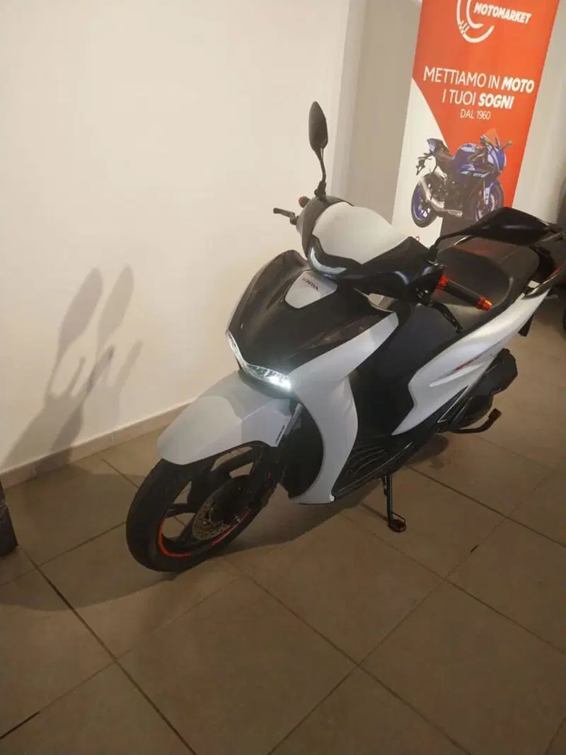 Honda SH 125 Mode (2024 - 26) (5)