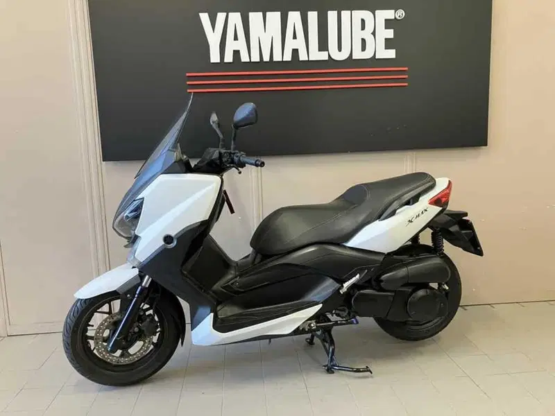 Yamaha X-Max 250 (2014 - 16) (3)