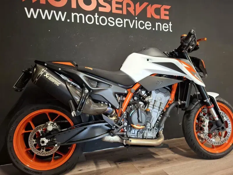 KTM 890 Duke R (2020) (6)