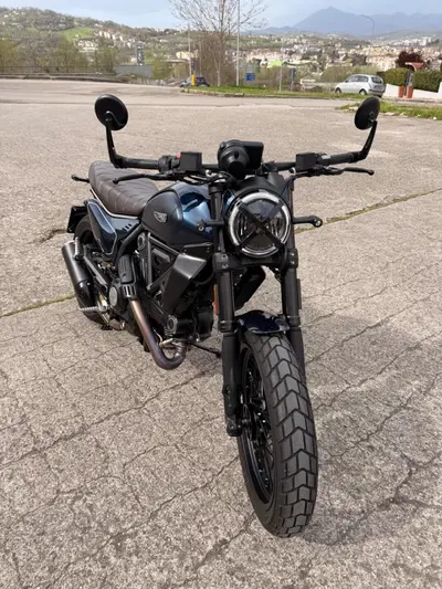 Ducati Scrambler 800 Nightshift (2023 - 24) usata