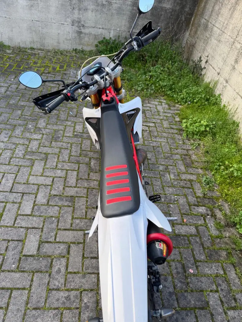 Valenti N 01 50 Naked (2015 - 18) (7)