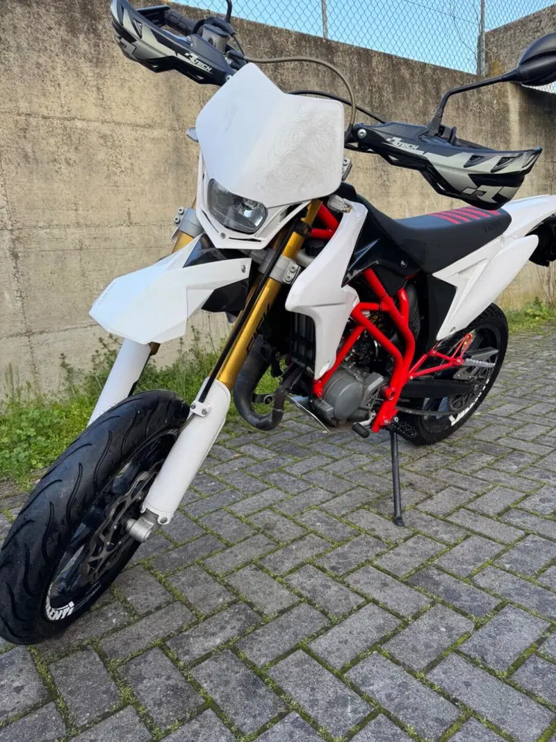 Valenti N 01 50 Naked (2015 - 18) (10)