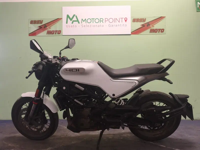 Husqvarna Vitpilen 401 (2021 - 23) (4)