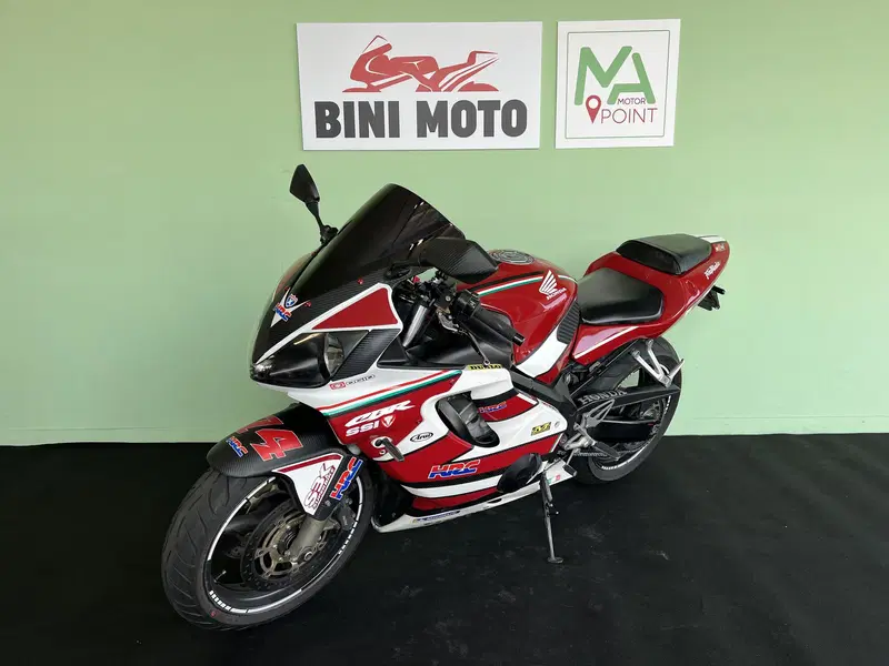 Honda CBR 600 F Sport (4)