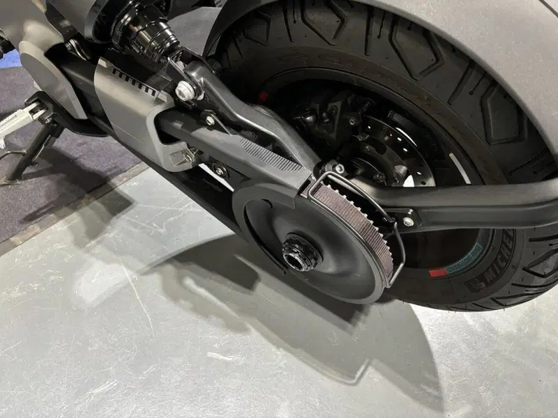 Bmw CE 02 AM (2024 - 26) (9)