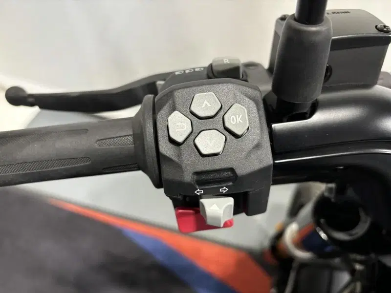 Bmw CE 02 AM (2024 - 26) (6)