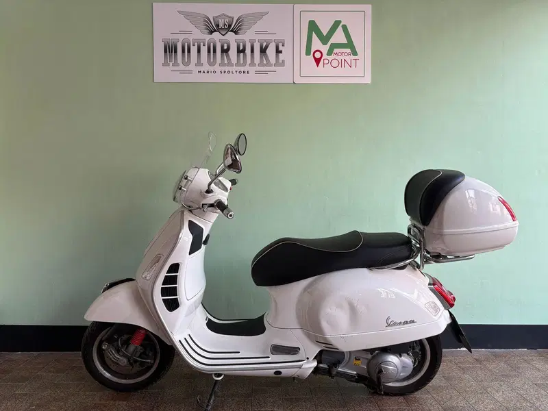 Vespa GTS 300 ABS (2014 - 16) (3)