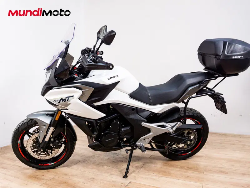 CFMOTO 700MT (2024 - 26) (8)