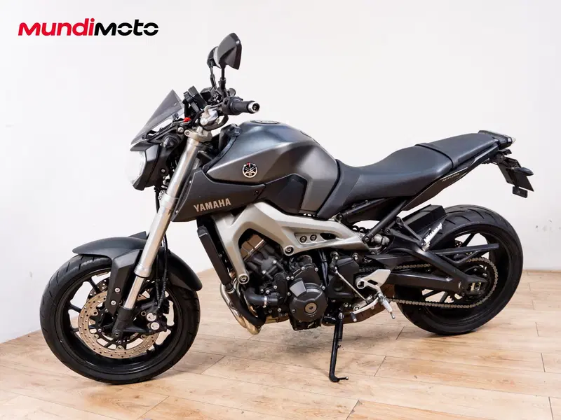 Yamaha MT-09 (2013 - 15) (8)
