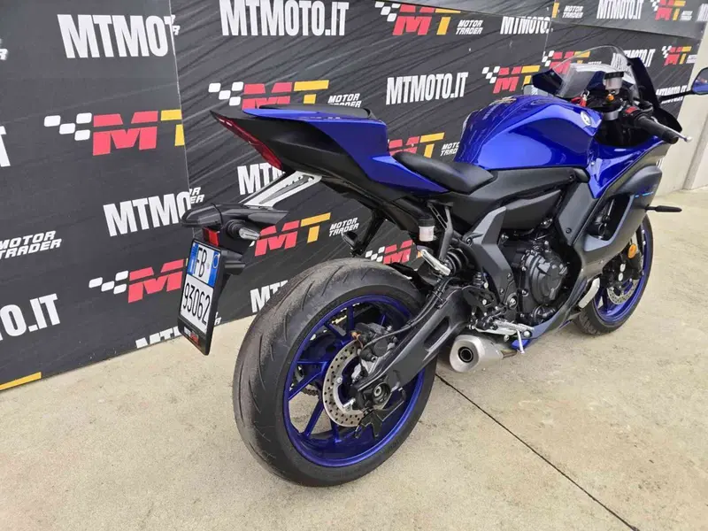 Yamaha YZF R7 (2021 - 25) (5)