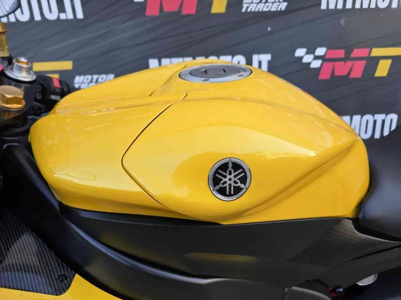 Yamaha YZF R6 (2006 - 07) (21)