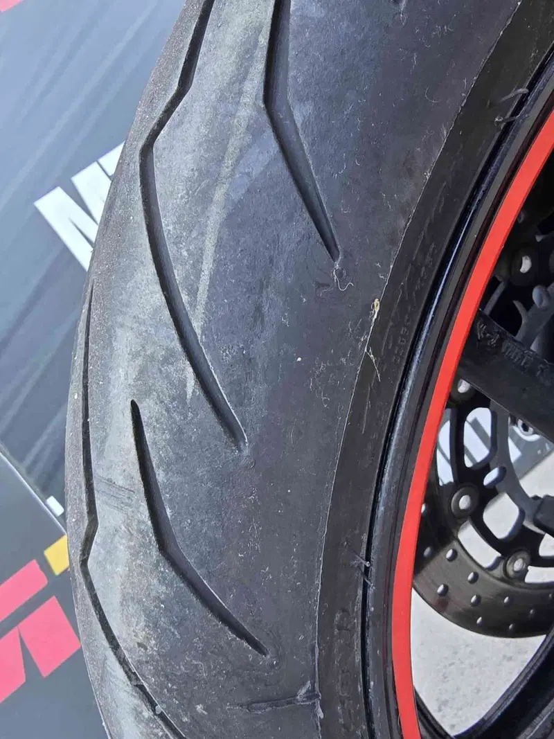 Yamaha YZF R6 (2006 - 07) (13)